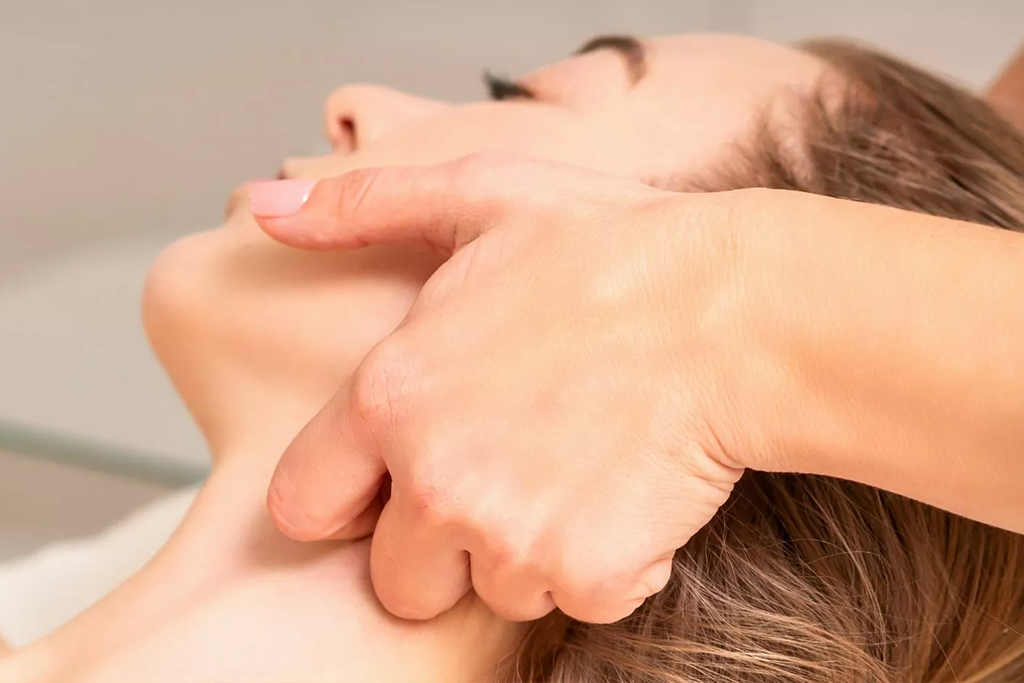 Facial Maneuvers